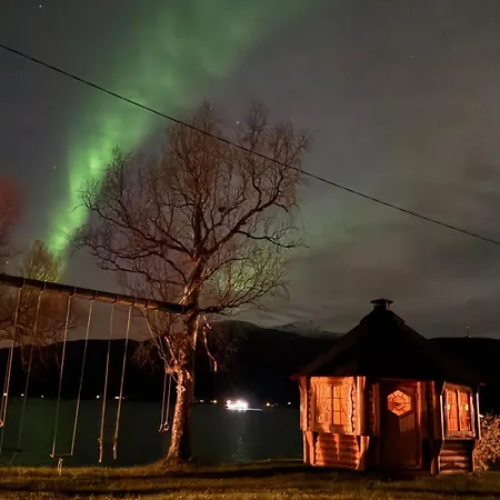 Semesterbostad Skogstad Ferie Og Fritid Tromsø